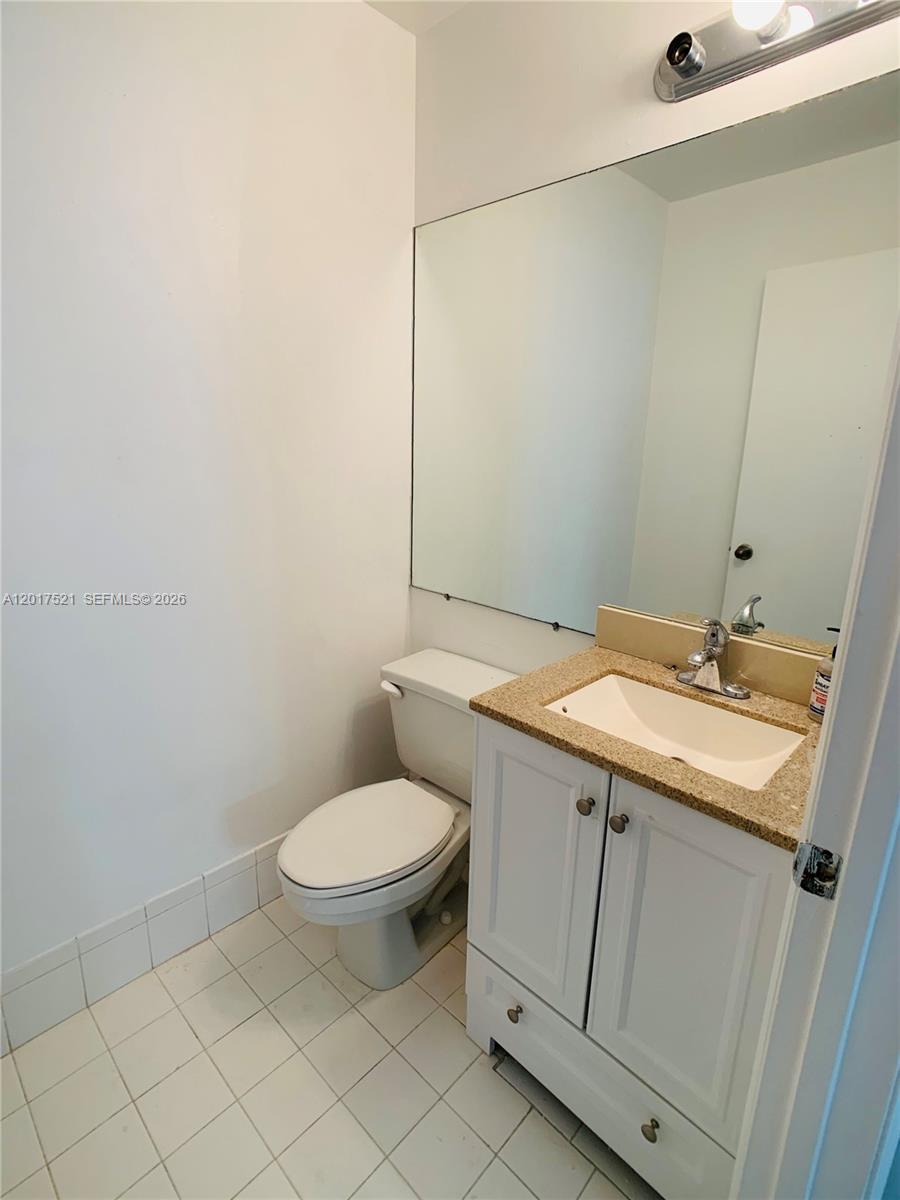 CHAPEL TRAIL II - Residential Lease