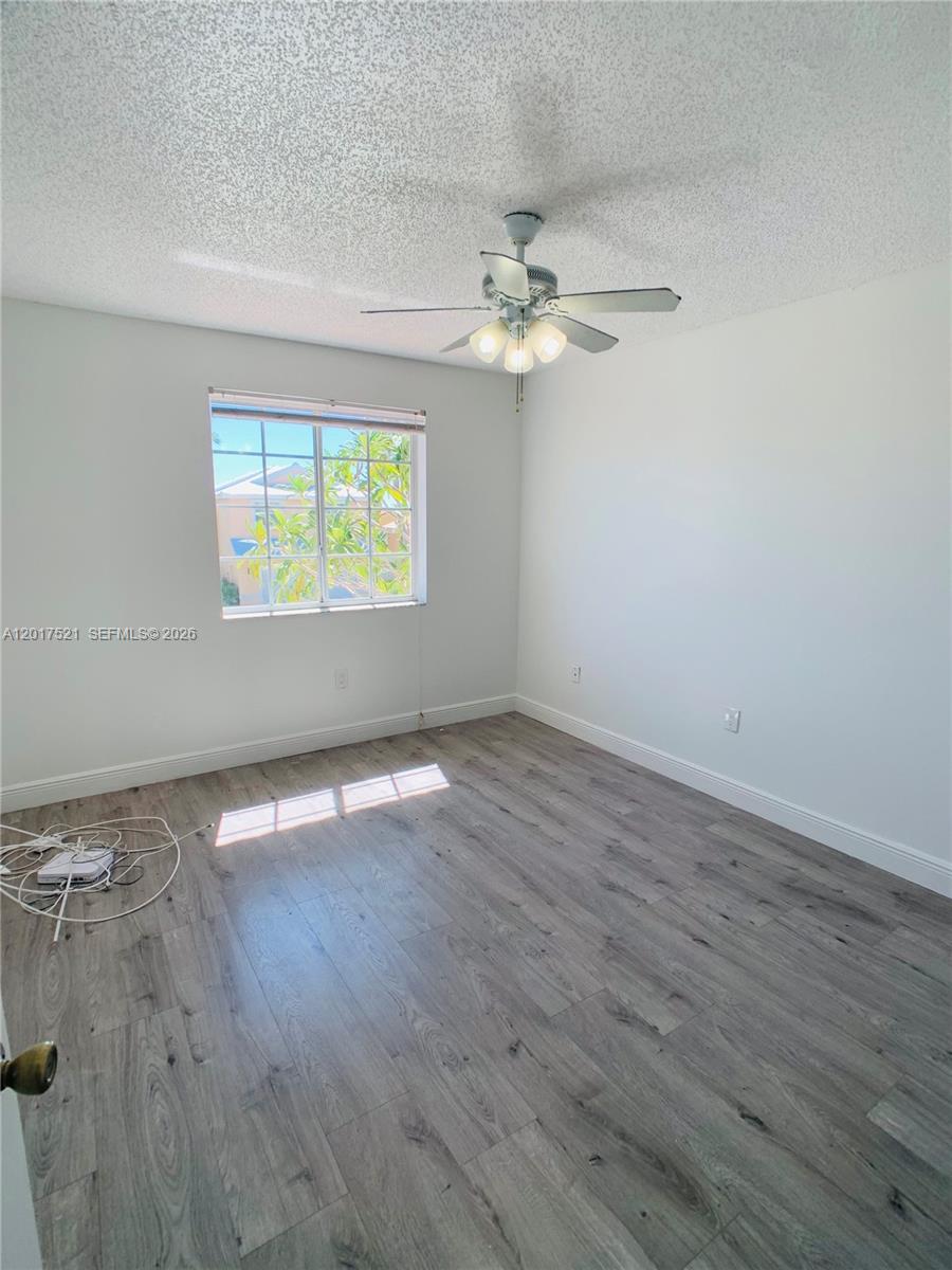 CHAPEL TRAIL II - Residential Lease