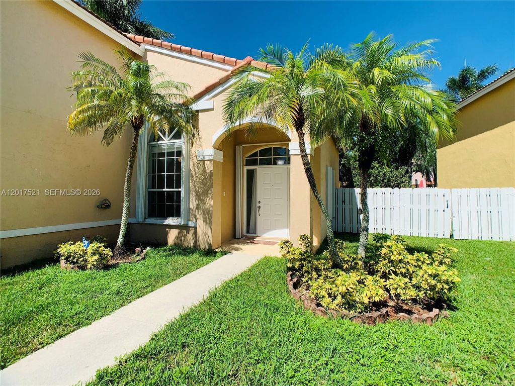 Photo of 18801 NW 12th St #18801, Pembroke Pines, FL 33029 (MLS # A12017521)