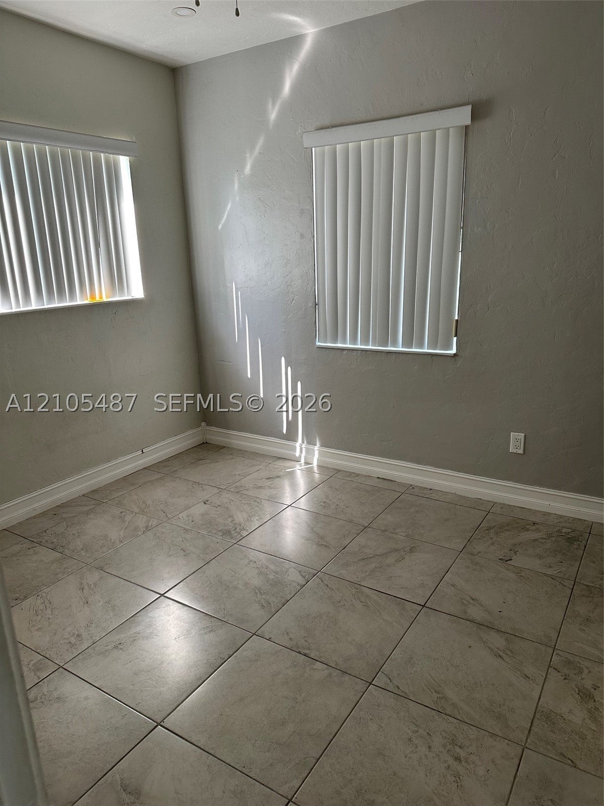 810 NW 61st St 812