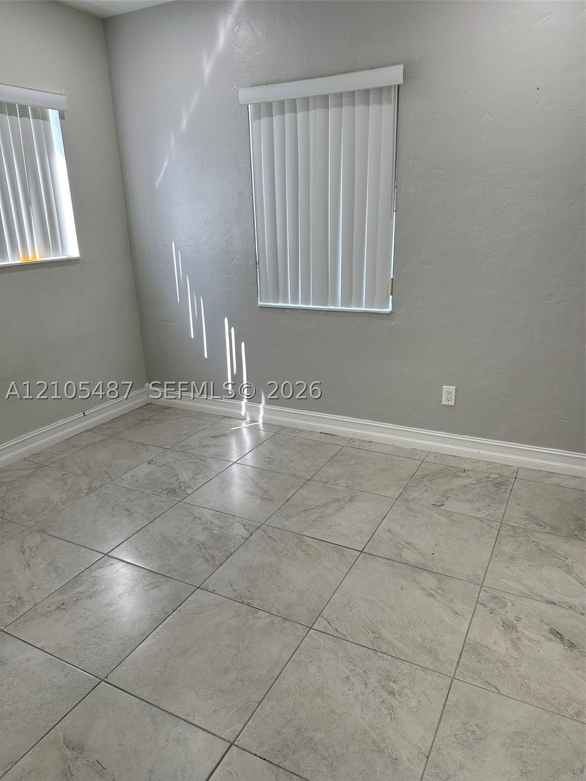 810 NW 61st St 812