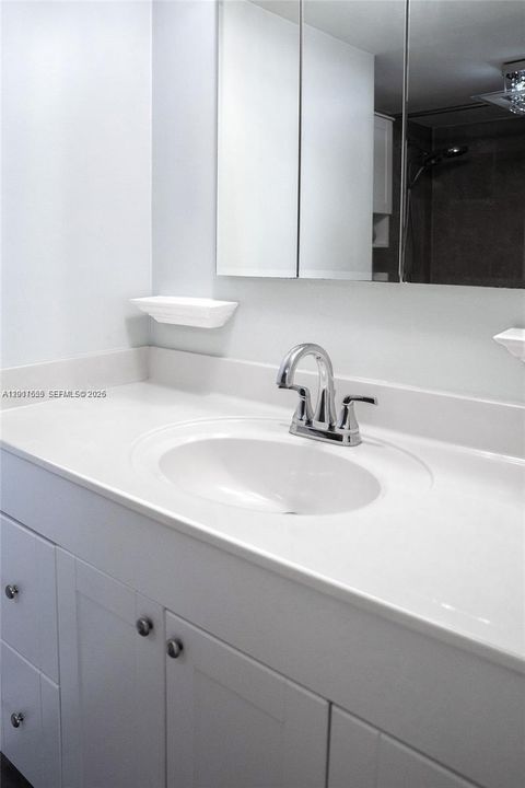 Tiny photo for 1600 S Ocean Dr #17D, Hollywood, FL 33019 (MLS # A12007555)