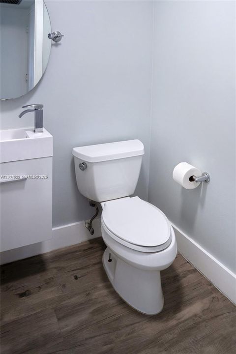 Tiny photo for 1600 S Ocean Dr #17D, Hollywood, FL 33019 (MLS # A12007555)