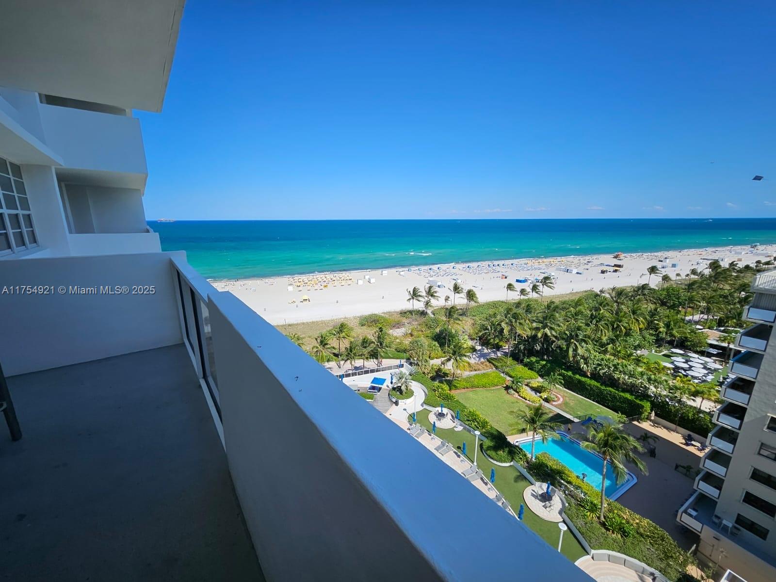 THE DECOPLAGE CONDO - Residential