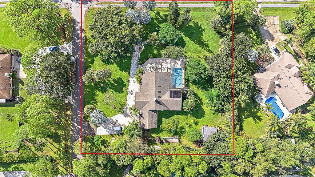 Photo of 15095 71st Drive N, Palm Beach Gardens, FL 33418 (MLS # A11585368)