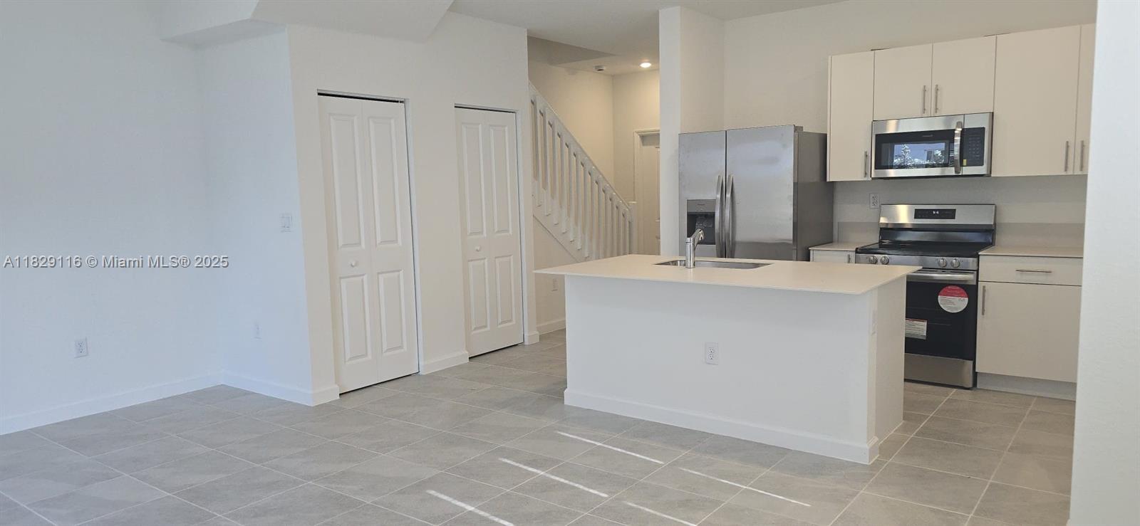 THE JARDIN ( BY LENNAR) - Residential