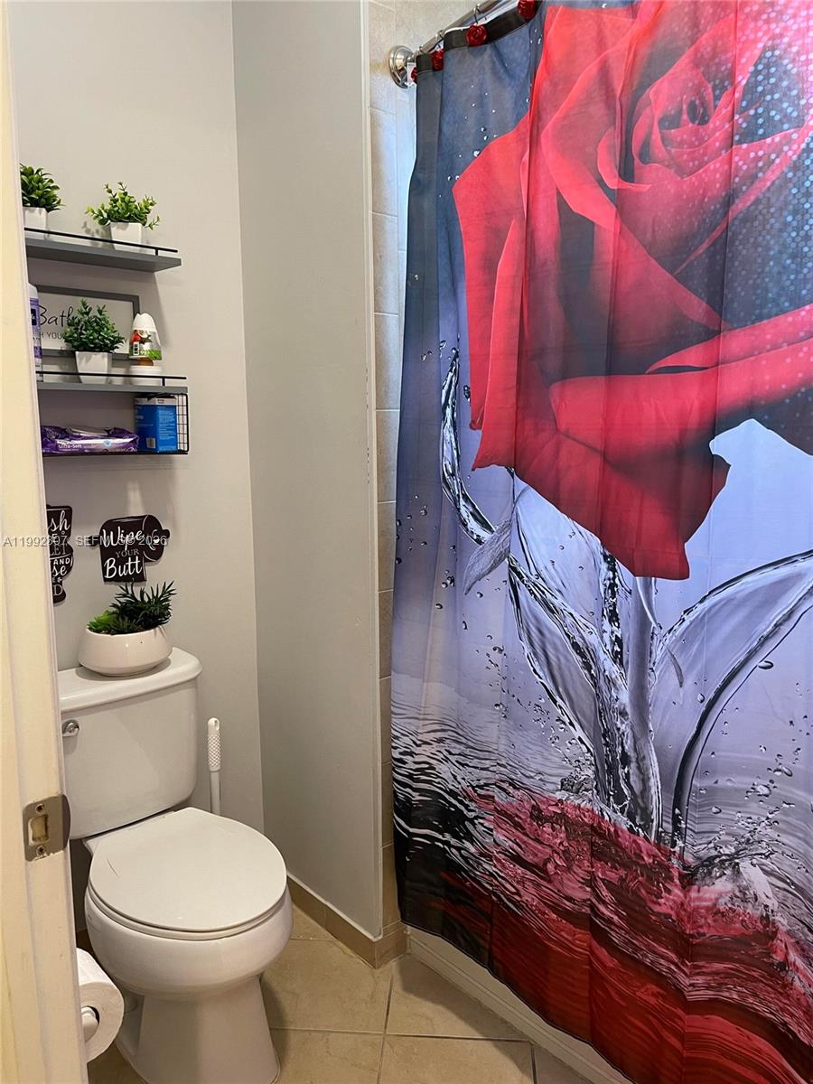 SILVER PALM EAST SEC TWO - Residential