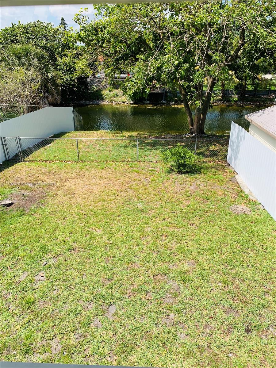 5441 NW 174th Dr