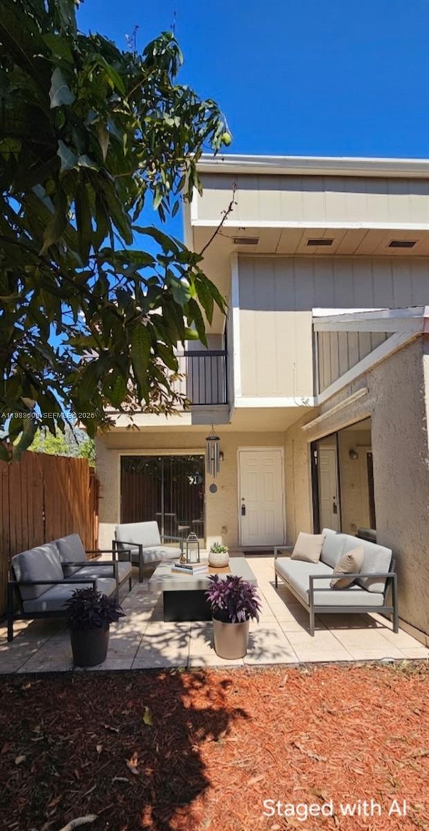 LAGO WEST CLUSTER HOMES - Residential