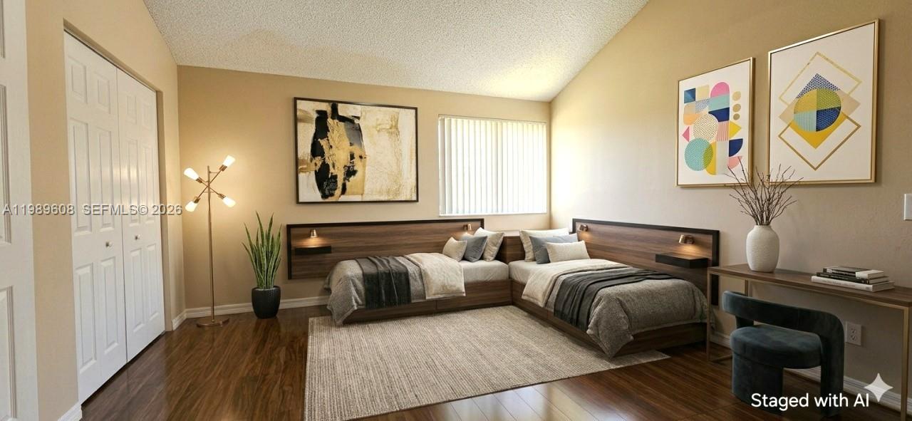 LAGO WEST CLUSTER HOMES - Residential