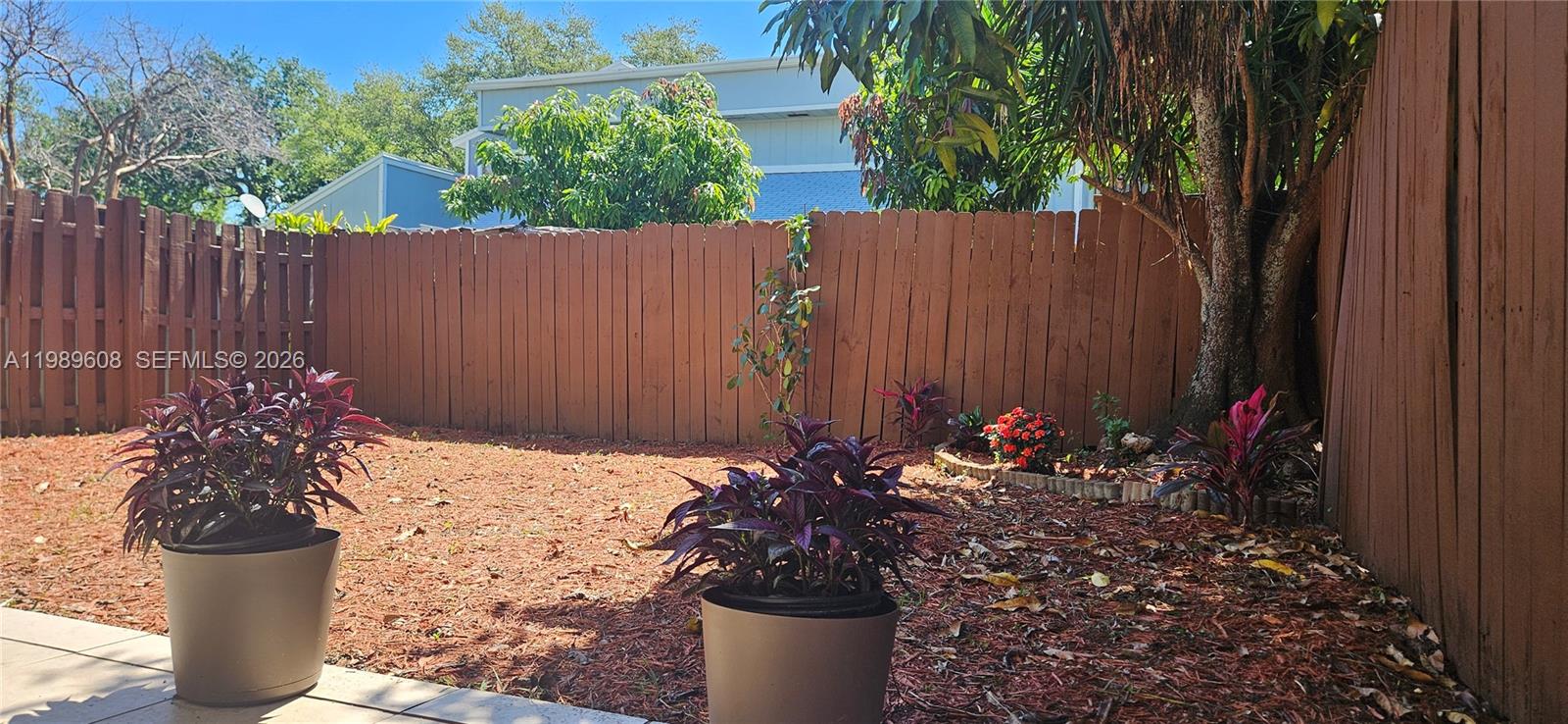 LAGO WEST CLUSTER HOMES - Residential