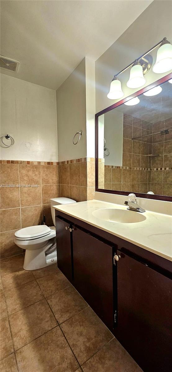 LAGO WEST CLUSTER HOMES - Residential