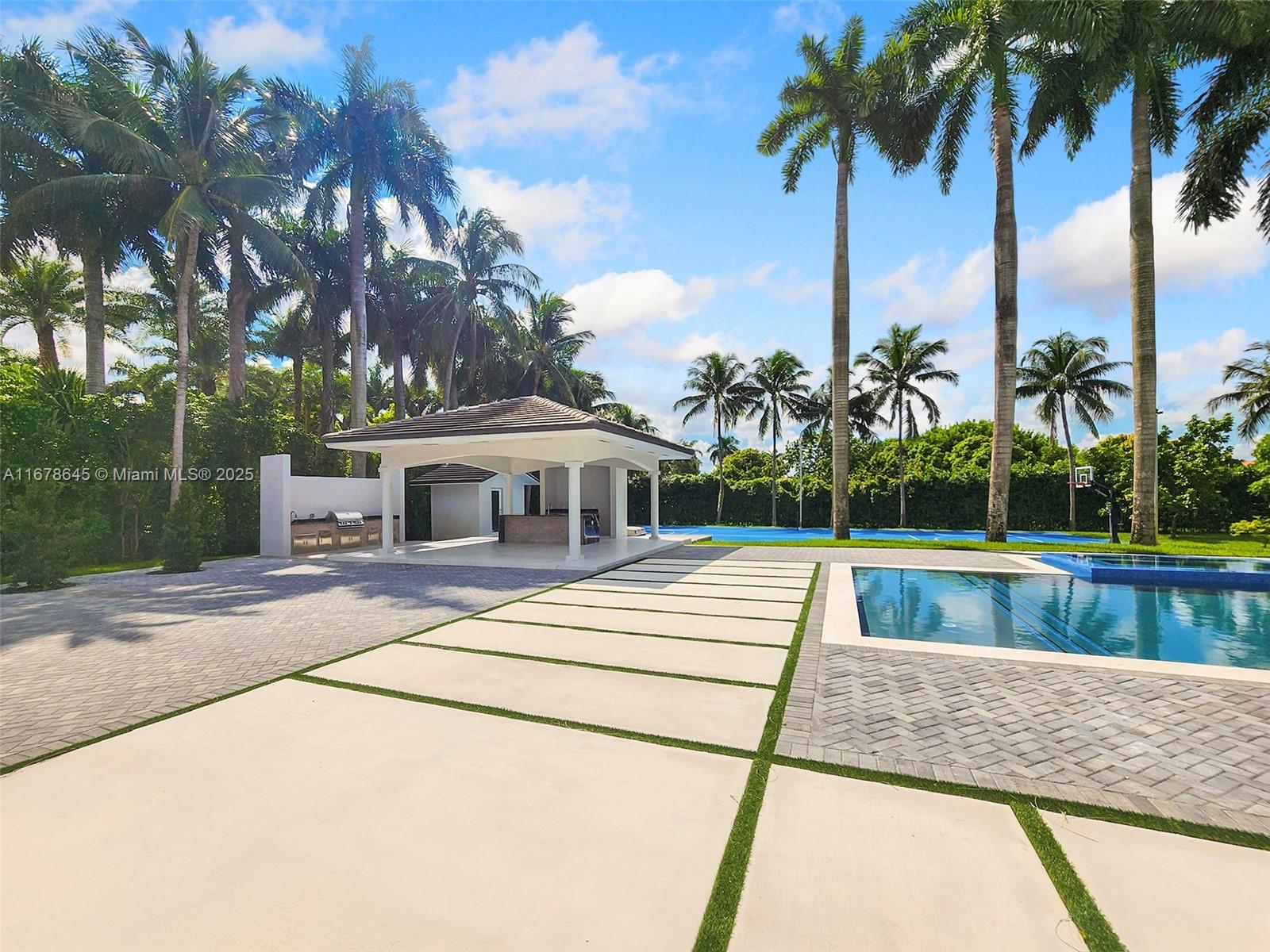 FLORIDA FRUIT LAND COMPAN - Residential