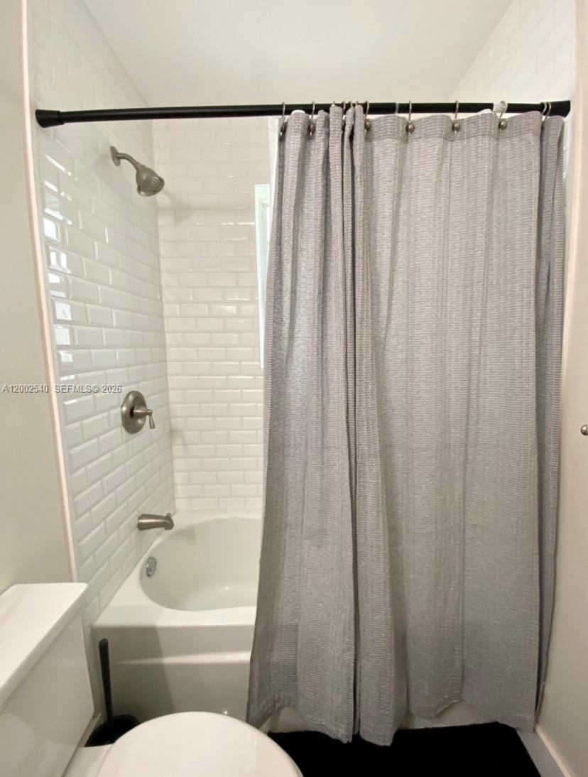 GLEN GABLES - Residential Lease