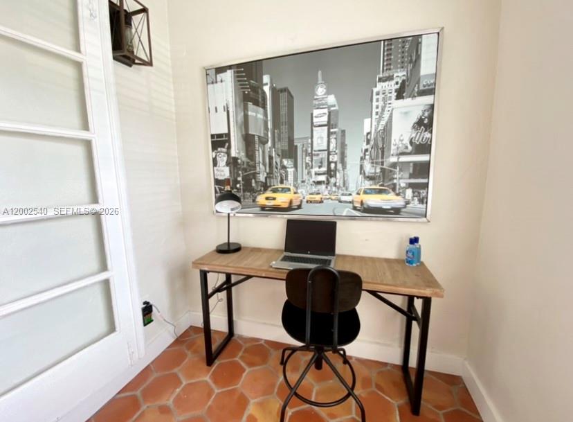 GLEN GABLES - Residential Lease