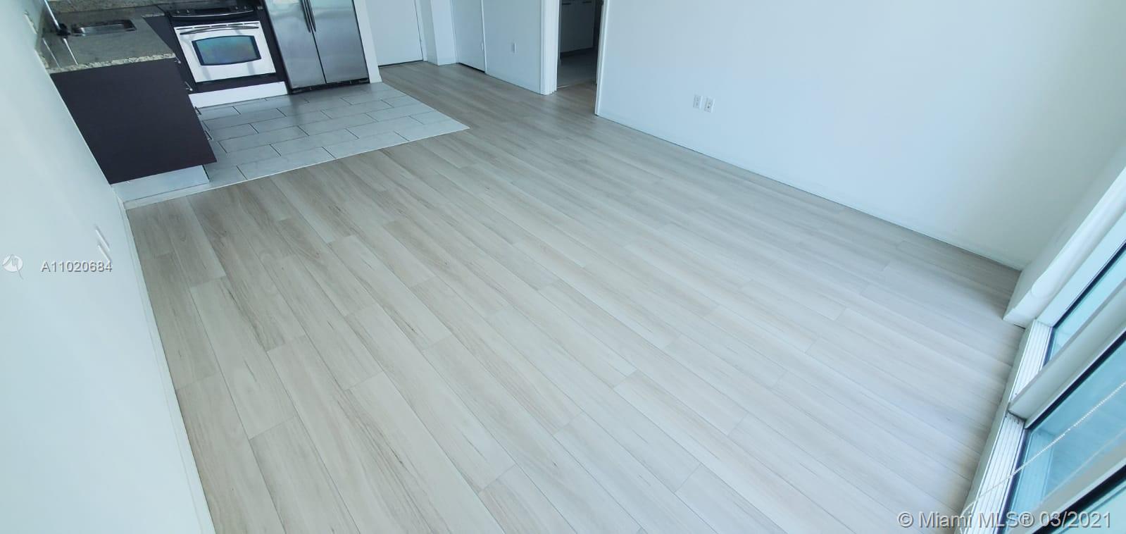 THE PLAZA 851 BRICKELL CO - Residential Lease