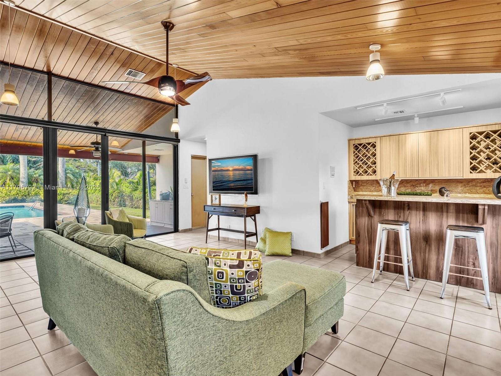 Sunshine Ranches - Residential