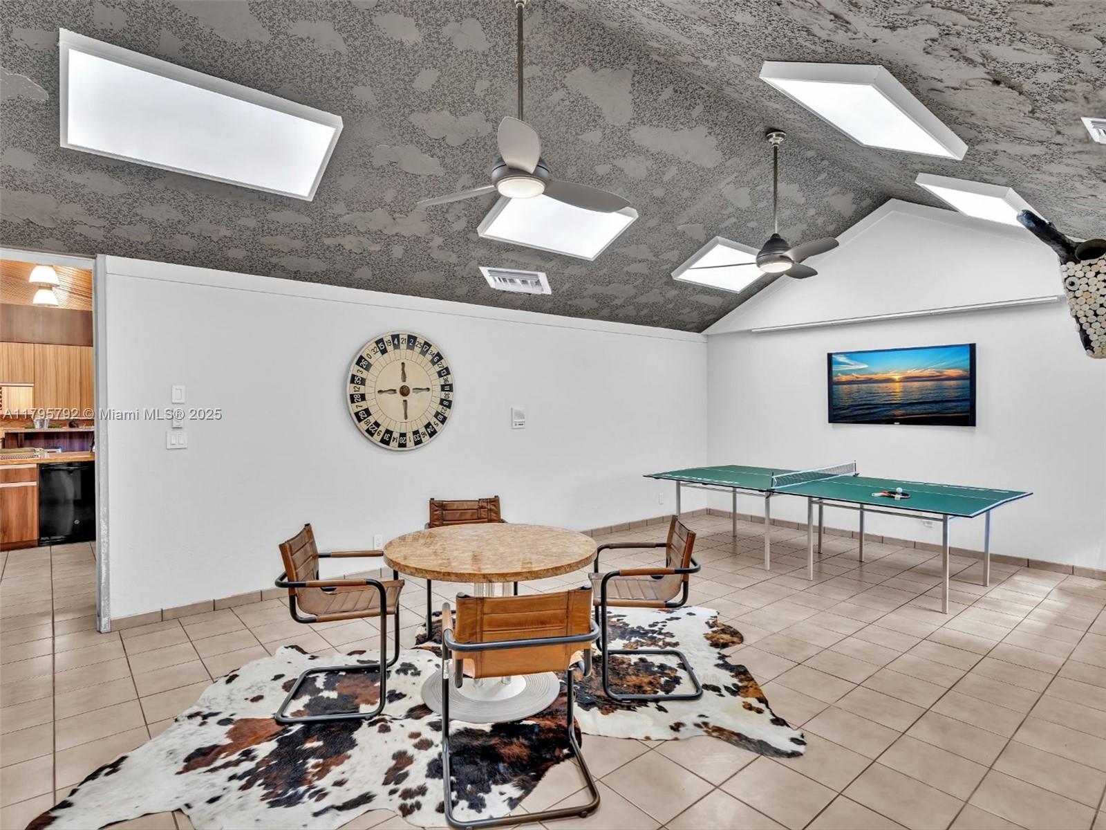 Sunshine Ranches - Residential