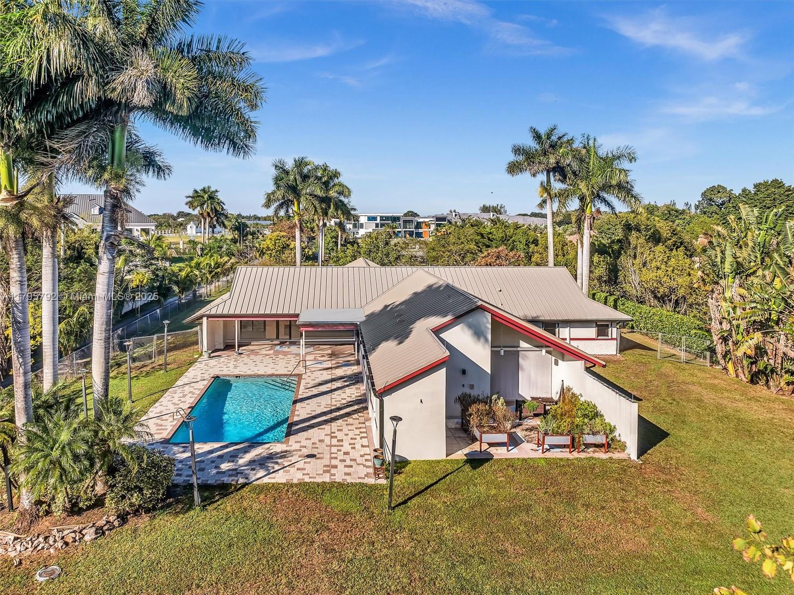 Sunshine Ranches - Residential