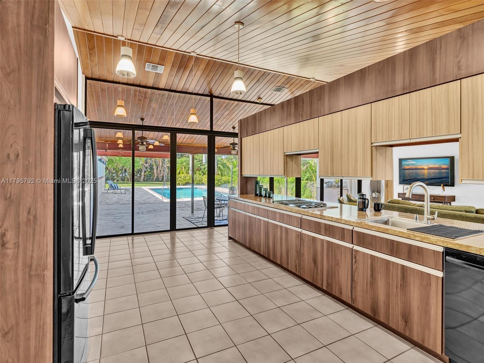 Sunshine Ranches - Residential