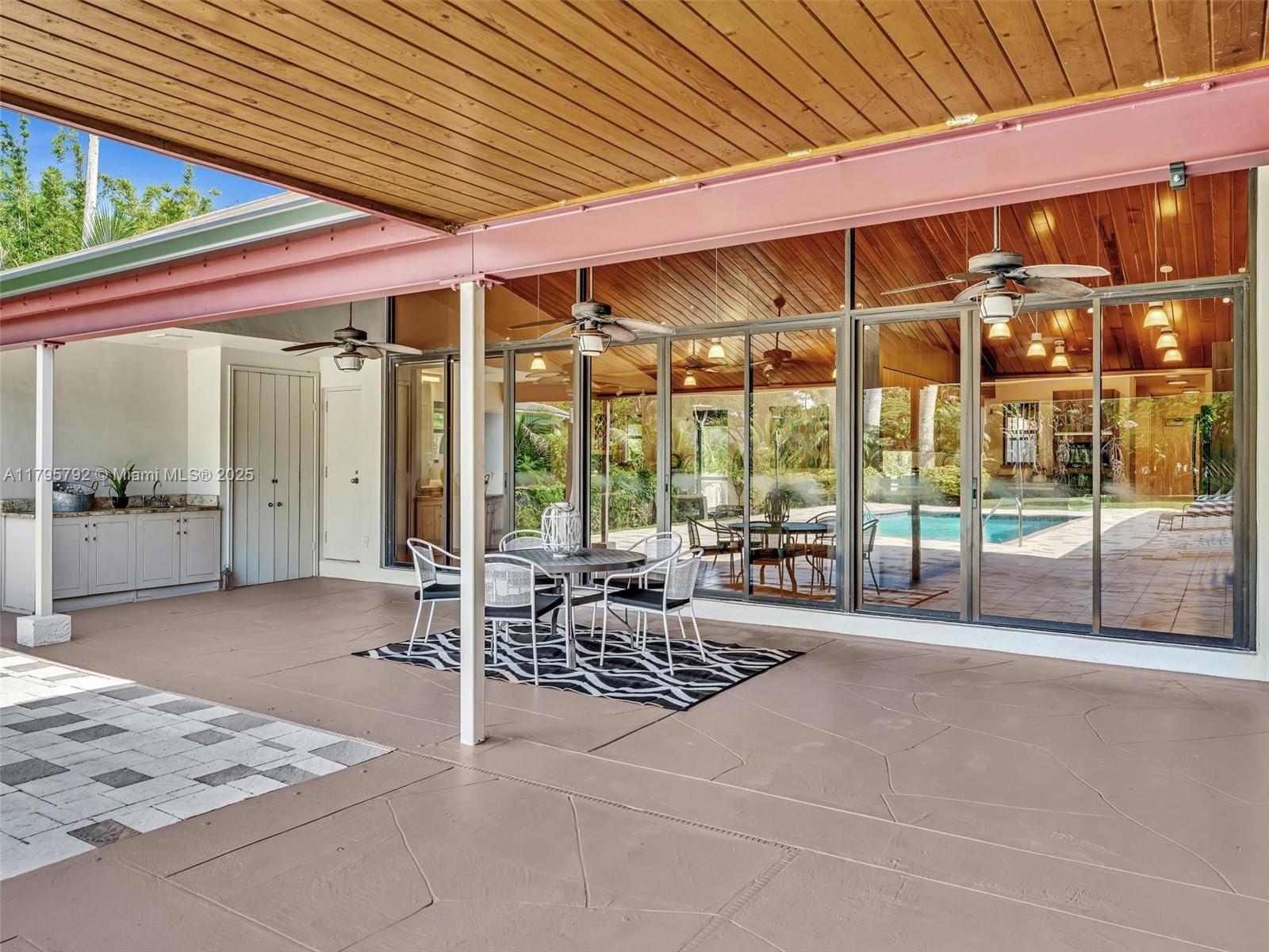 Sunshine Ranches - Residential