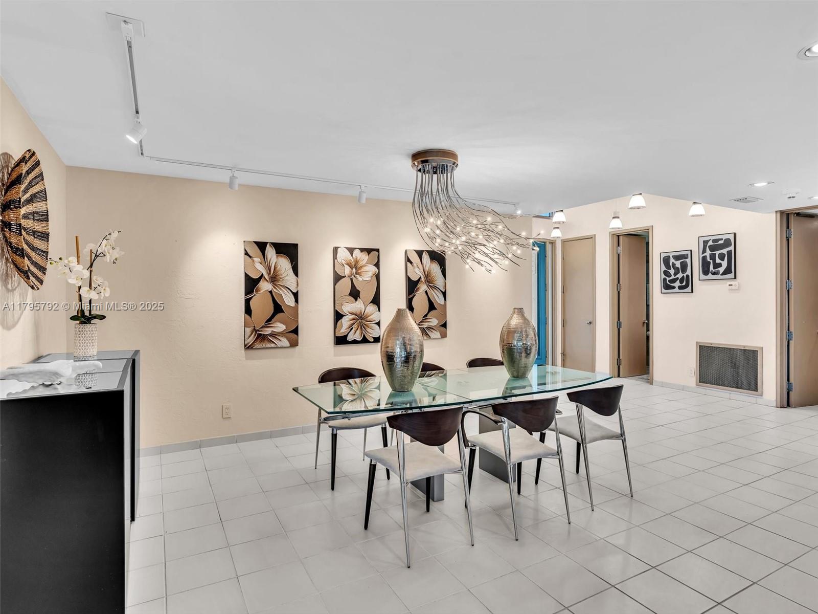 Sunshine Ranches - Residential
