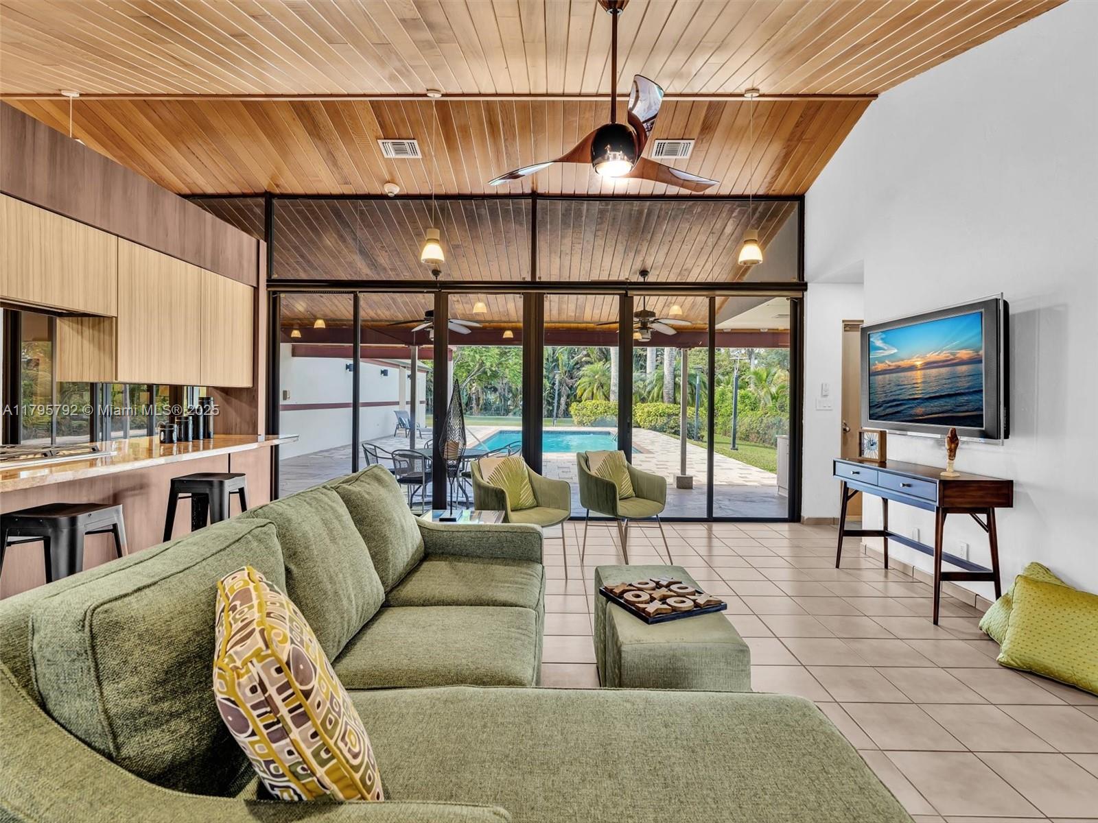 Sunshine Ranches - Residential