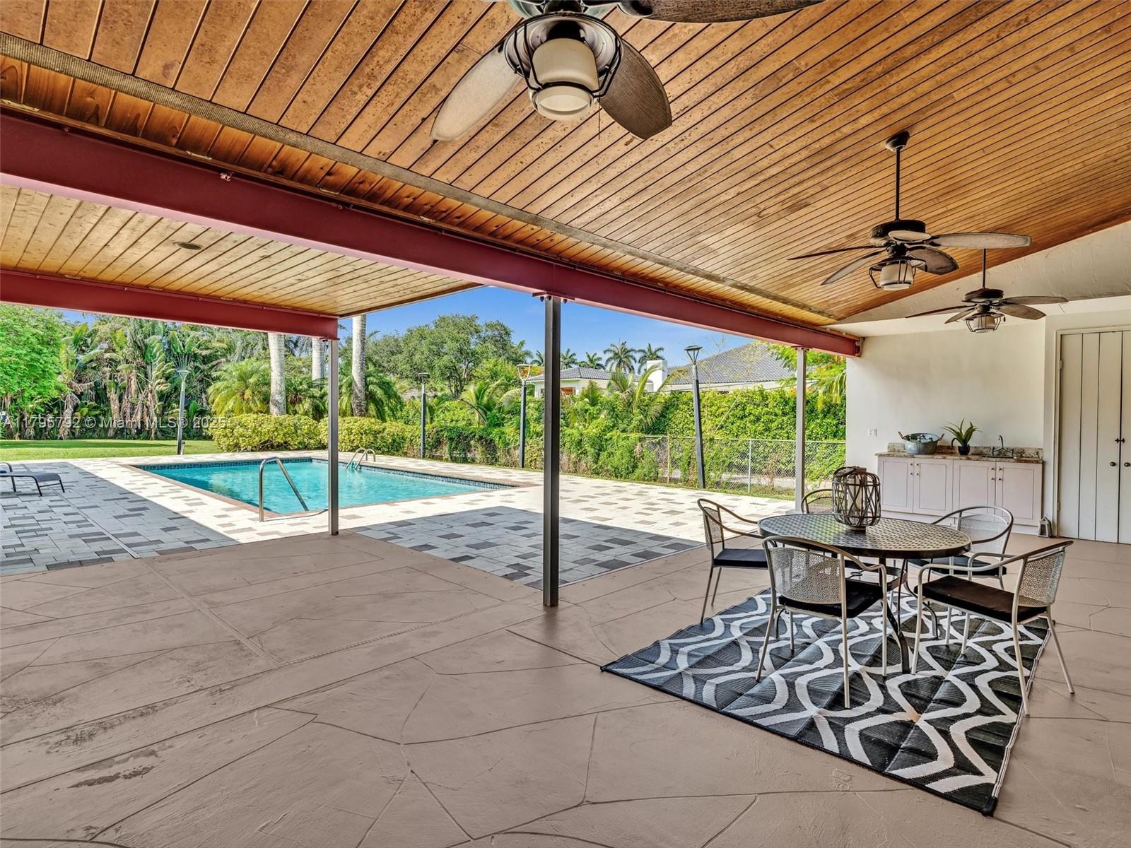 Sunshine Ranches - Residential
