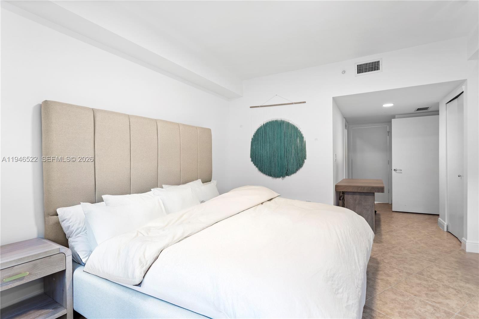 TURNBERRY VILLAGE SO TOWE - Residential