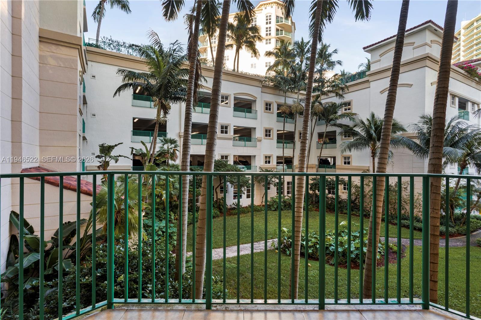 TURNBERRY VILLAGE SO TOWE - Residential