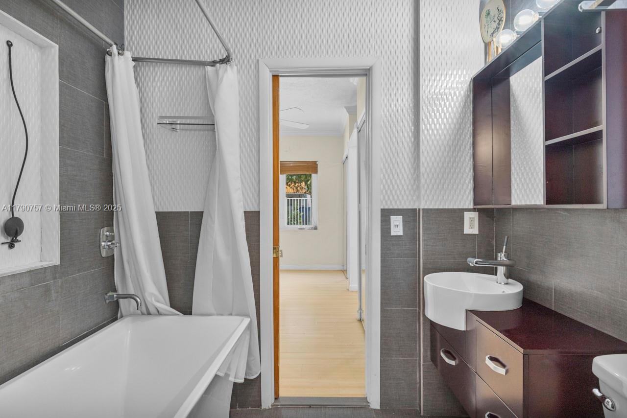 NAUTILUS ADDN - Residential