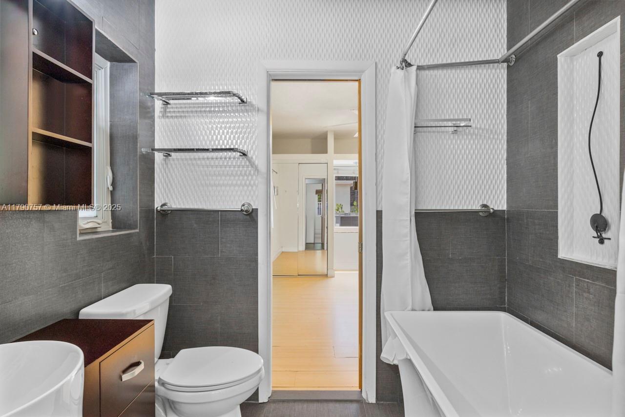 NAUTILUS ADDN - Residential