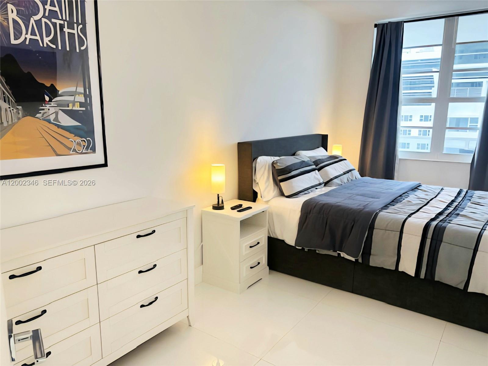 THE DECOPLAGE CONDO - Residential Lease