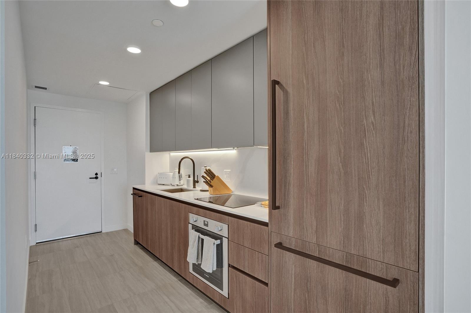 NORMANDY BEACH SOUTH - Residential