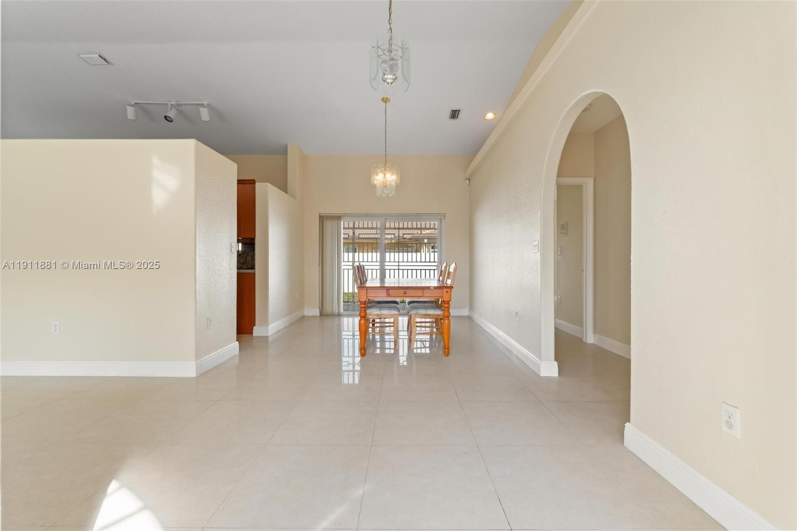 COLORAMA ESTATES - Residential