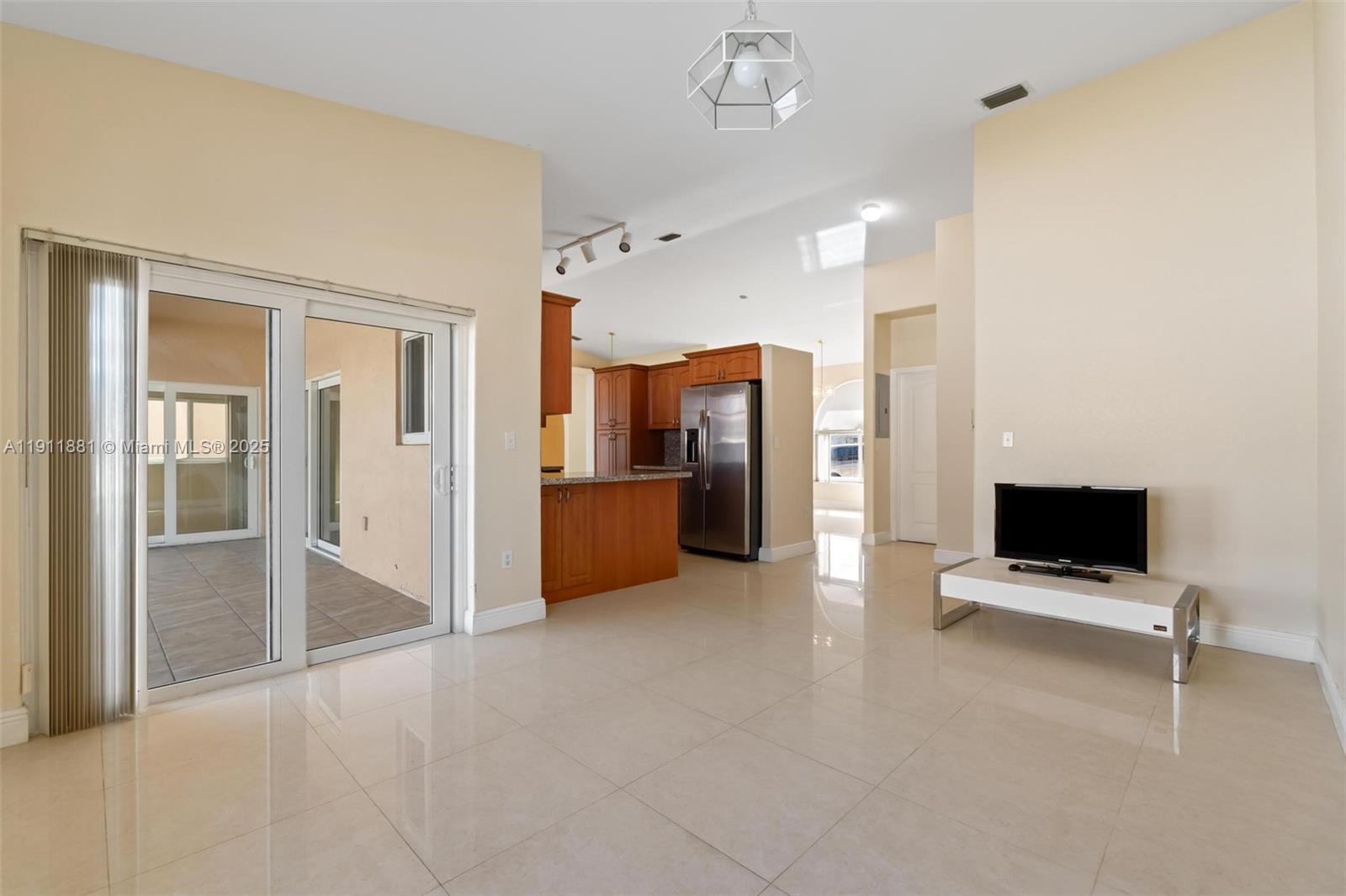 COLORAMA ESTATES - Residential