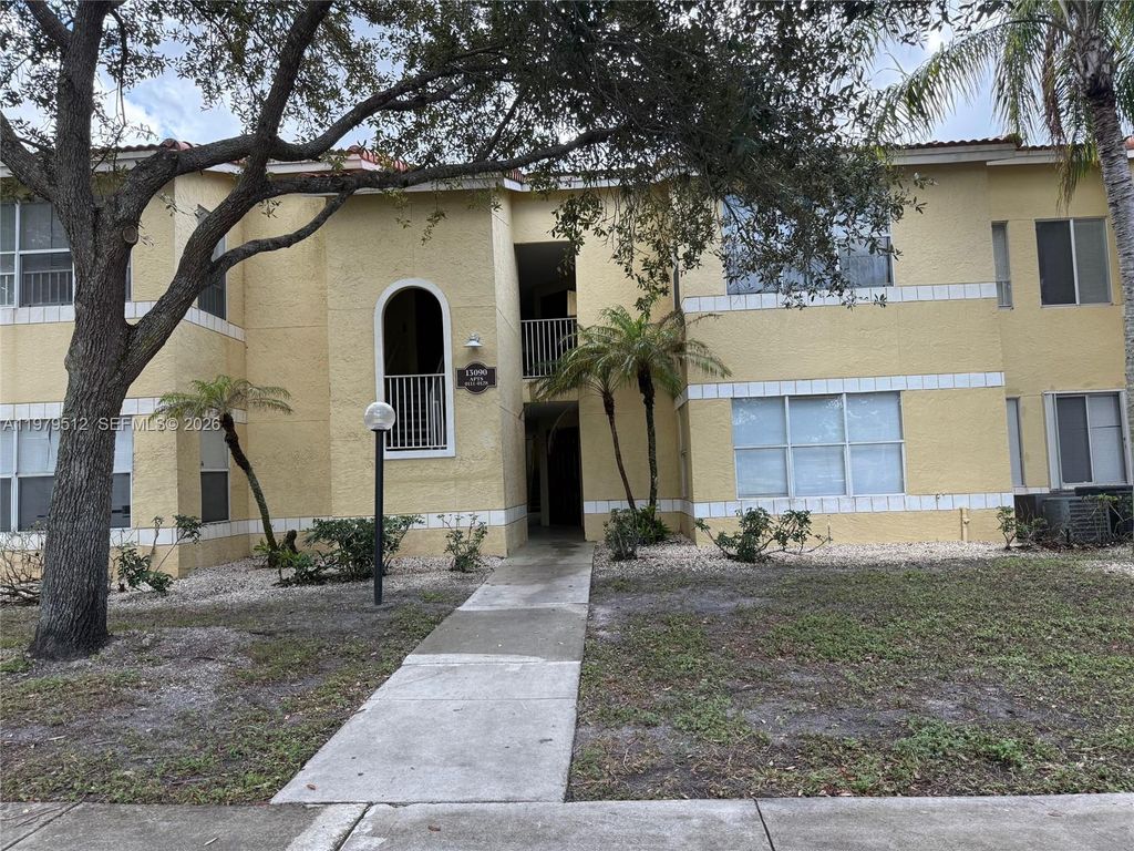 Photo of 13090 Vista Isles Dr #126, Sunrise, FL 33325 (MLS # A11979512)