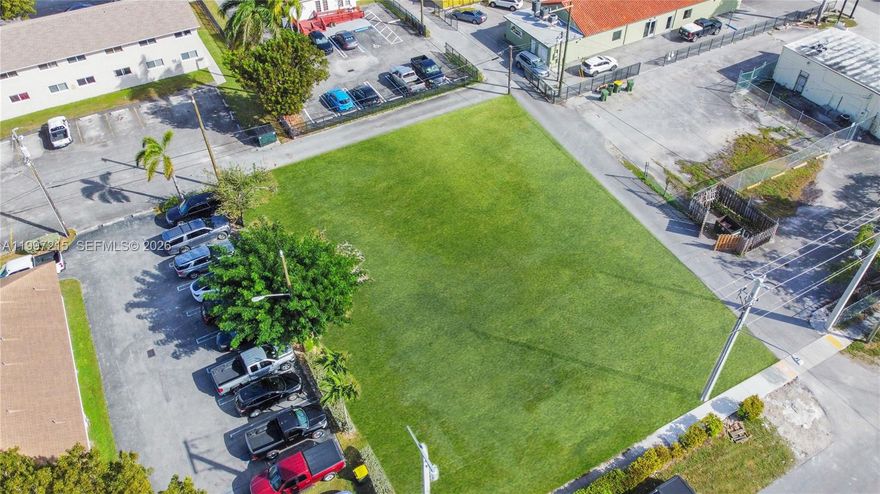 INTRODUCING A GREAT INVESTMENT OPPURTUNITY TO SCALE YOUR BUSINESS BY DEVELOPING THIS 13,000 SF VACANT,INFILL LOT IN THE HISTORIC DOWTOWN BUSINESS DISTRICT ALONG KROME AVE. AND THE AREA AROUND MIAMI-DADECOLLEGE HOMESTEAD CAMPUS, HOMETSTEAD CAMPUS, HOMESTEAD POLICE STATION AND CITY HALL. SITUATED INZOING OVERLAYS BOOSTING DEVELOPMENT POTENTIAL TO PERMIT THE FOLLOWING ALLOWED USES; ACCESSORYBUILDING, APARTMENT/CONDOMINIUM, RETAIL, CIVIC GOVERNMENT AND OFFICE SPACE JUST TO NAME A FEW. ZONED(B-1) RESTRICTED RETAIL COMMERCAIL DISTRICT. BUILDING HEIGHT LIMITATIONS SIX (6) STORIES. LOCATED IN ANOPPORTUNITY ZONE WITH ATTRACTIVE TAX BENEFITS.