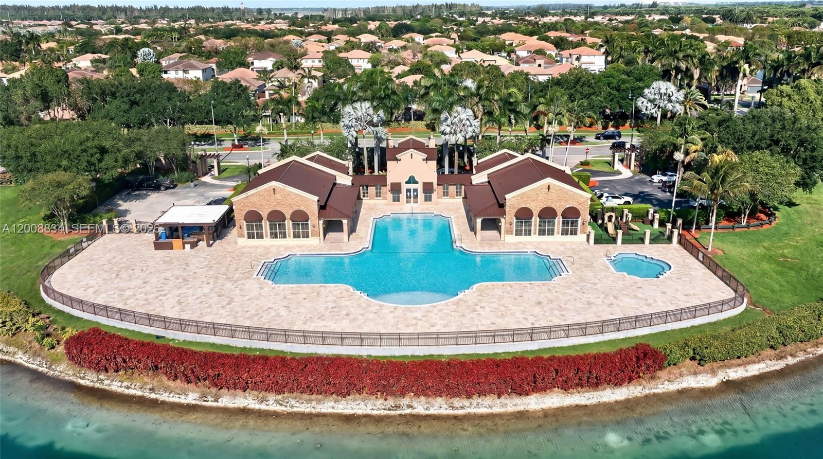 VILLAS AT CARMEL CONDO NO - Residential