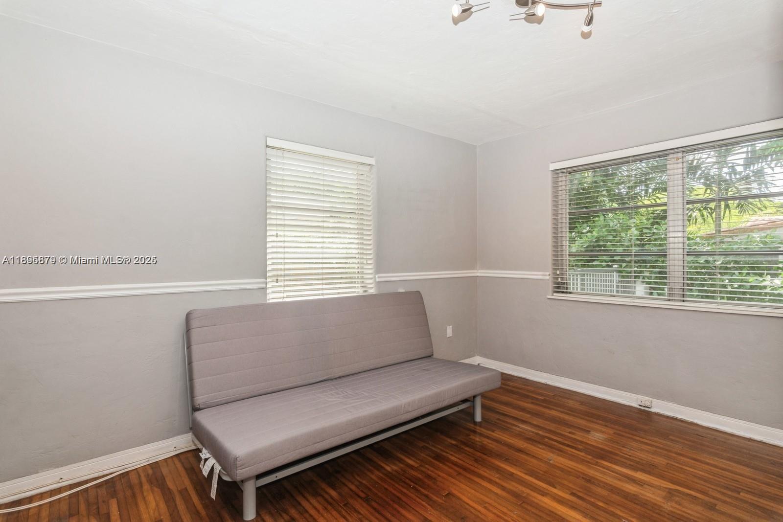 GRANADA TERR - Residential Lease