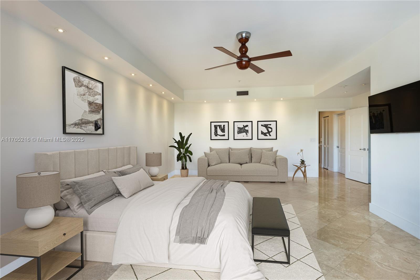 1415 Sunset Harbour 203