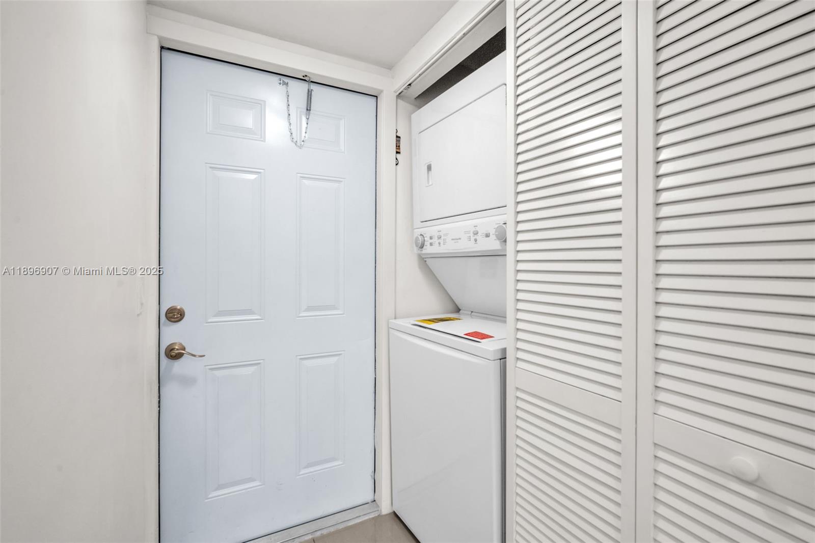 BELLA GRAND CONDO - Residential