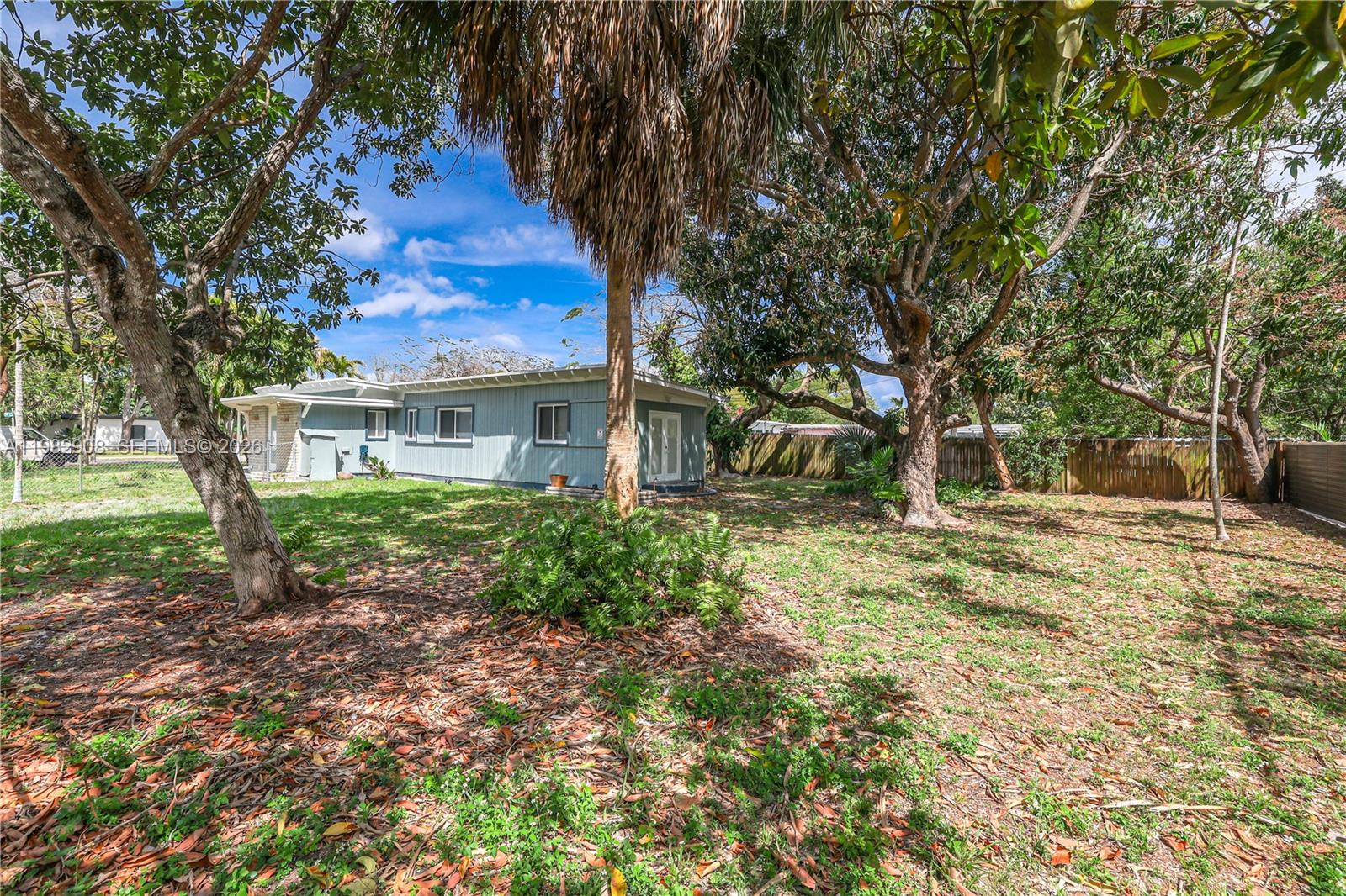 PRIMROSE PARK 2ND PL - Residential