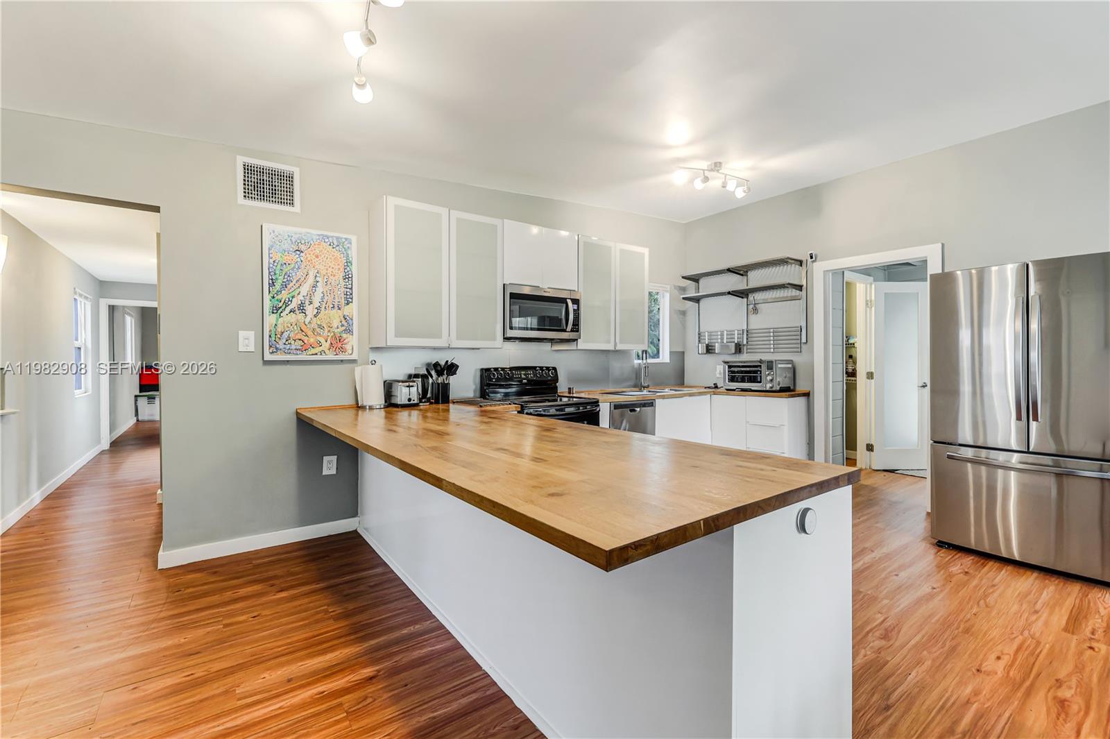 PRIMROSE PARK 2ND PL - Residential