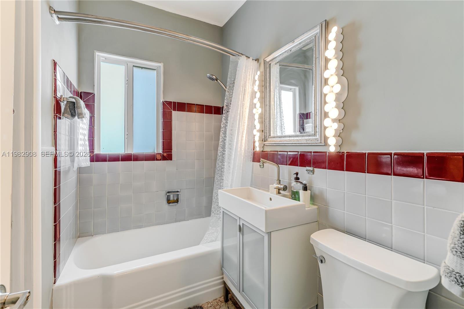 PRIMROSE PARK 2ND PL - Residential