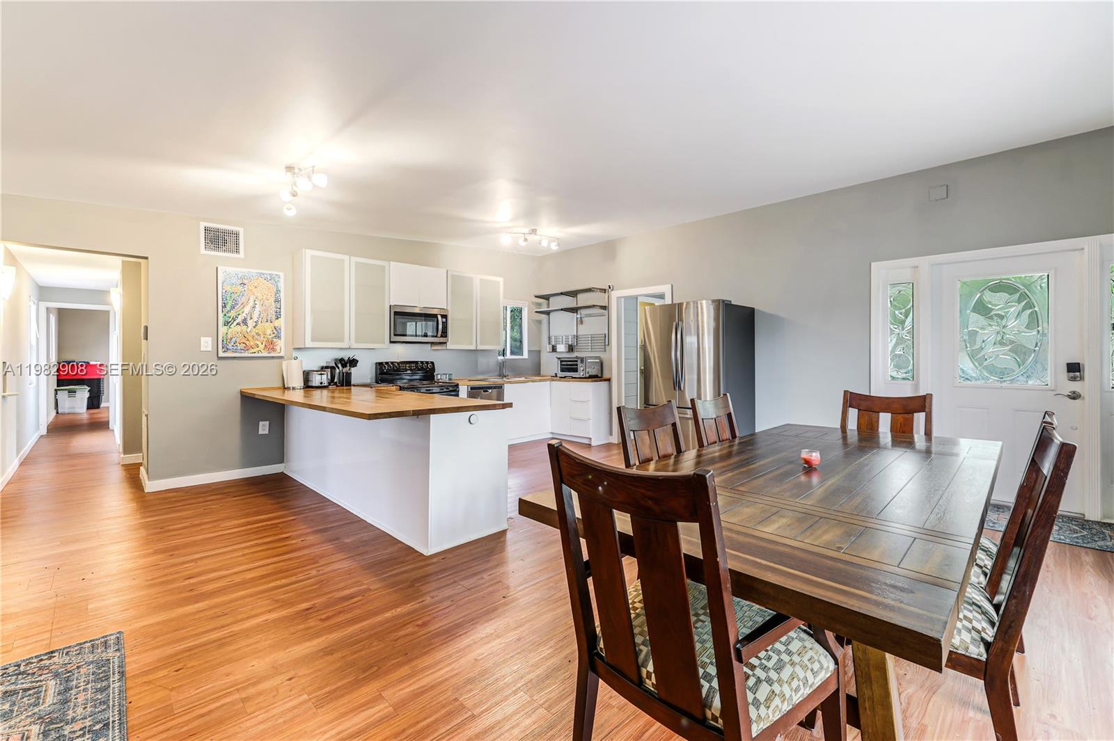 PRIMROSE PARK 2ND PL - Residential