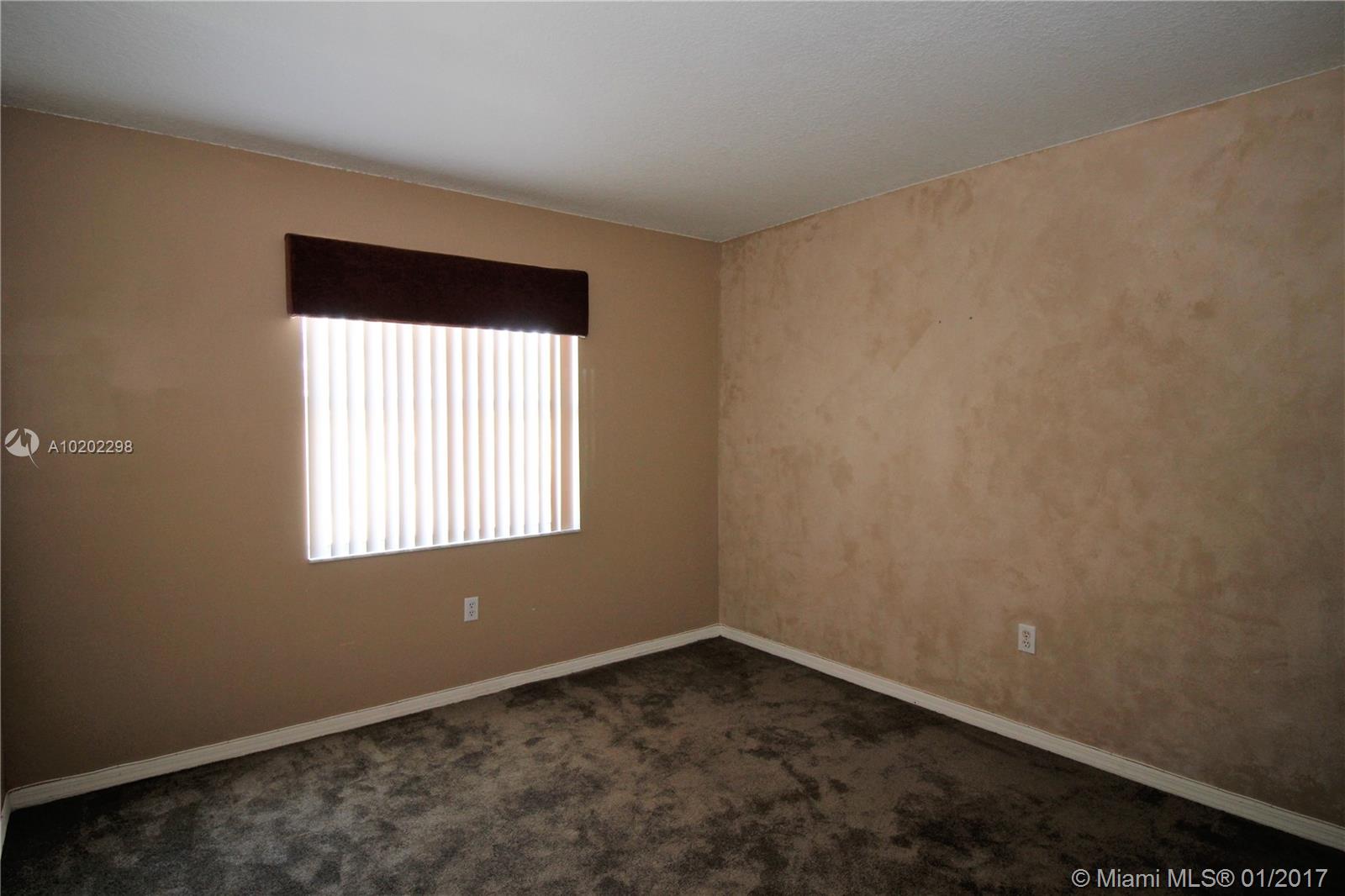 ROCK CREEK THE PARK - Residential