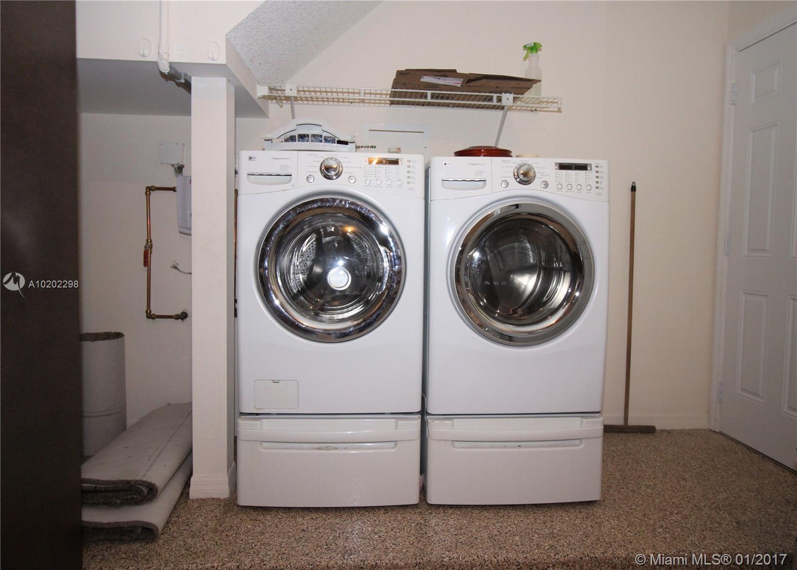 ROCK CREEK THE PARK - Residential