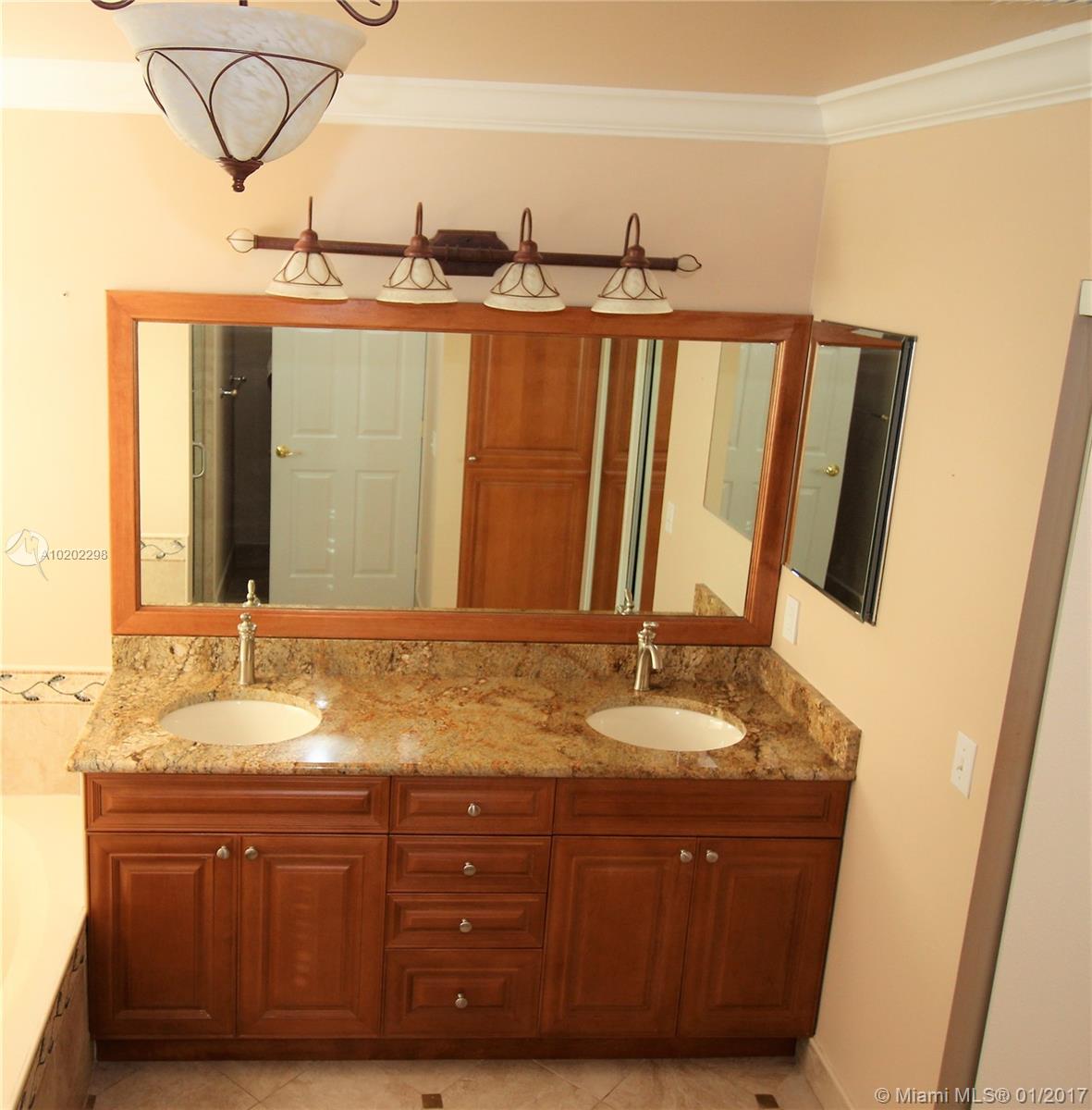 ROCK CREEK THE PARK - Residential