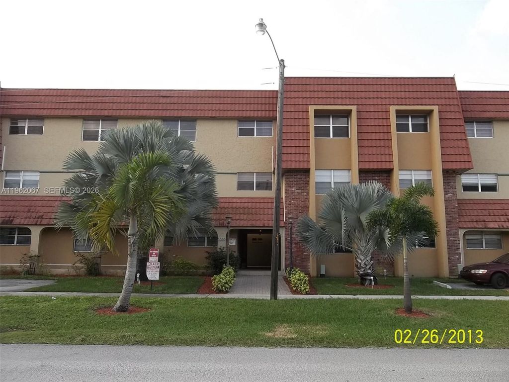 Photo of 1300 Moffett St #109, Hallandale Beach, FL 33009 (MLS # A11962067)